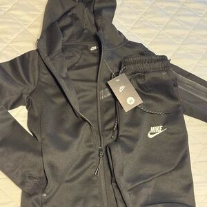Nike tech suite